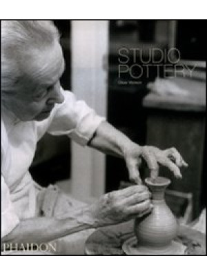 Studio Pottery. Ediz. inglese